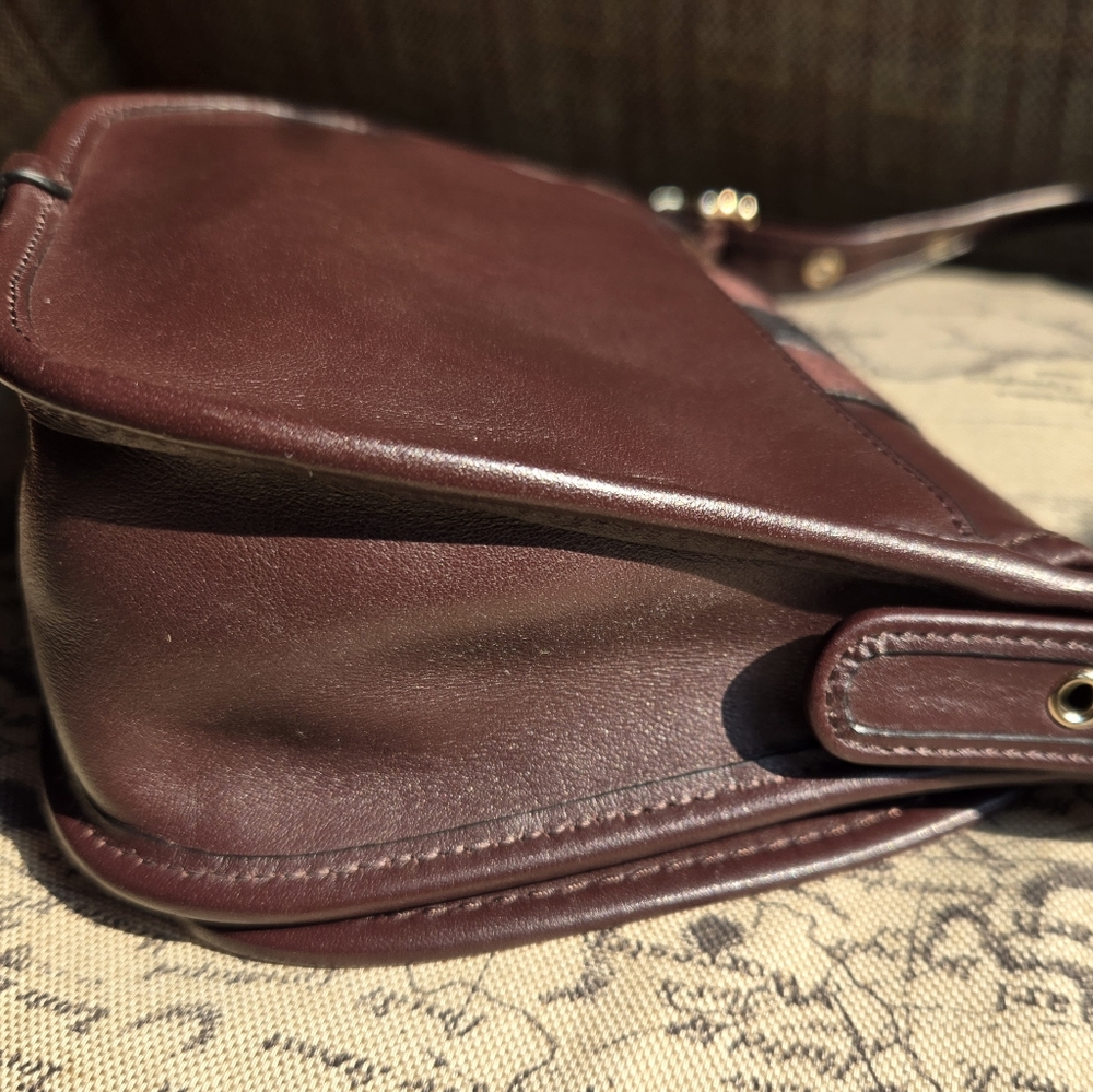 COACH PATRICIA SADDLE BAG 18 VARSITY STRIP LEATHER W/FLORAL EMBROIDERY Oxblood - Picture 6 of 10